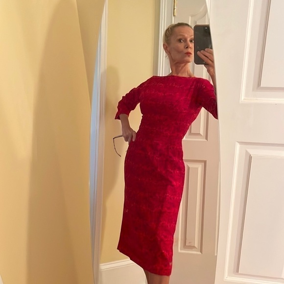 Vintage GiGi Young! 🎈SALE 🎈Wow a classic it’s red. Has 🌹 - Picture 1 of 10